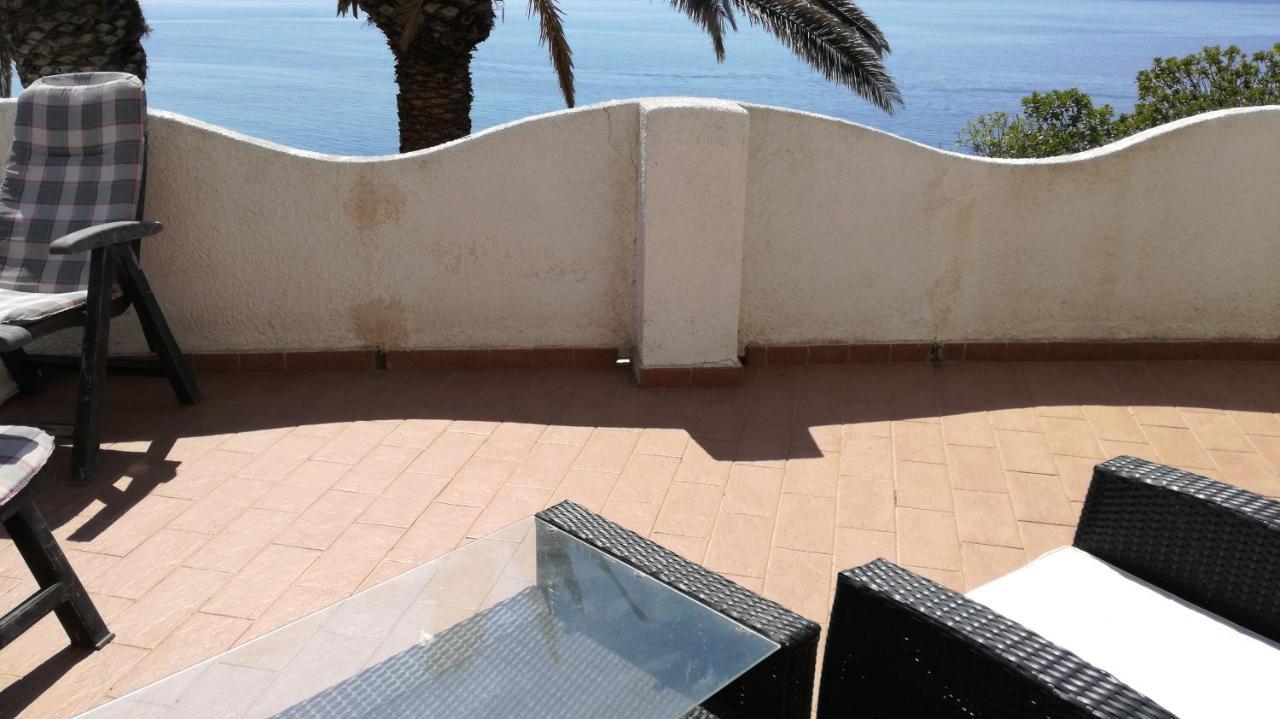 Affittacamere Oasi Di Padru B&B Magomadas Kültér fotó